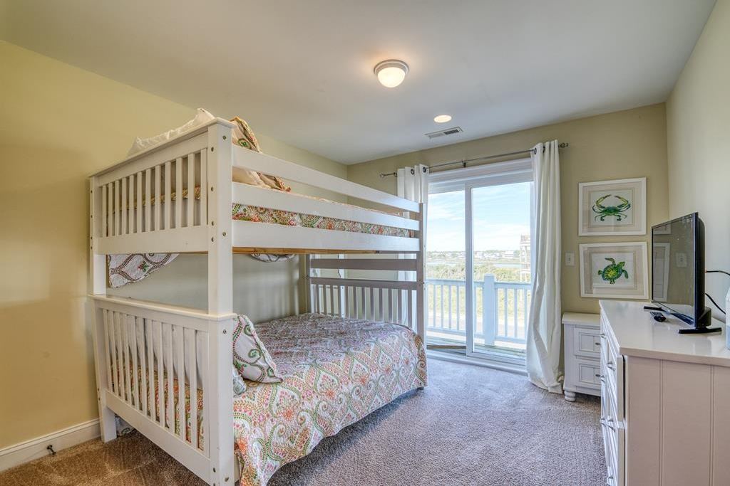 Bunk room at Seaside Sanctuary